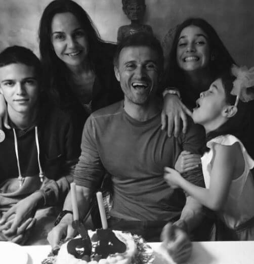Xana Martinez with her parents Luis Enrique and Elena Cullell and siblings.